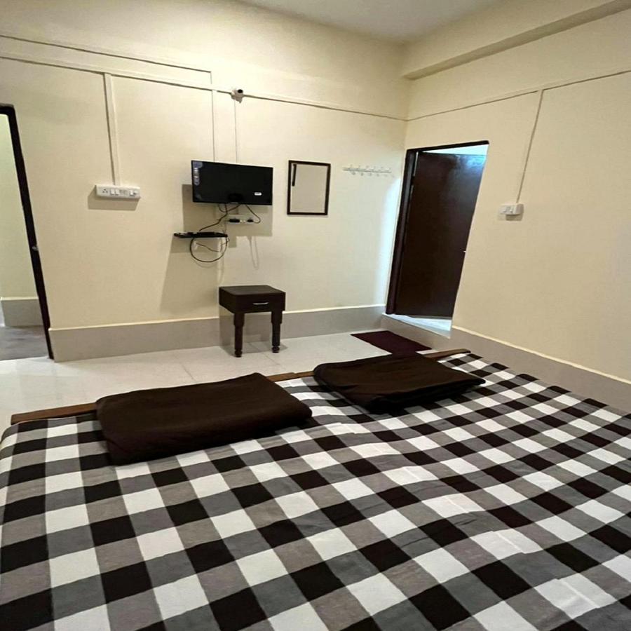 New Bombay Lodge Nagpur Bagian luar foto
